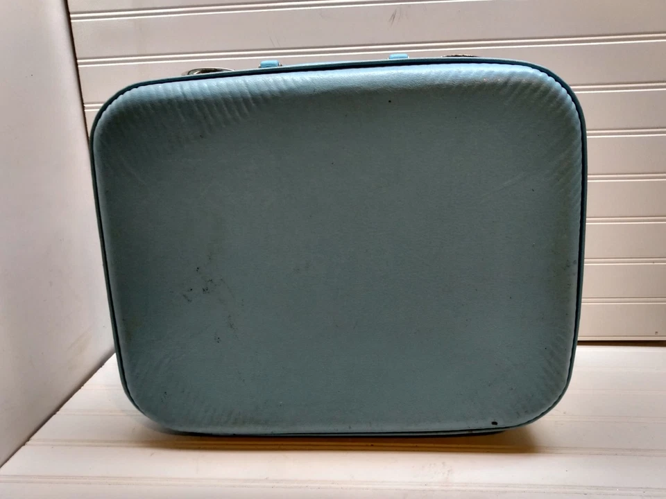 Maleta de viaje para niños Just Visiting I Love Grandma azul 16x13x6 Foto 4 de 4