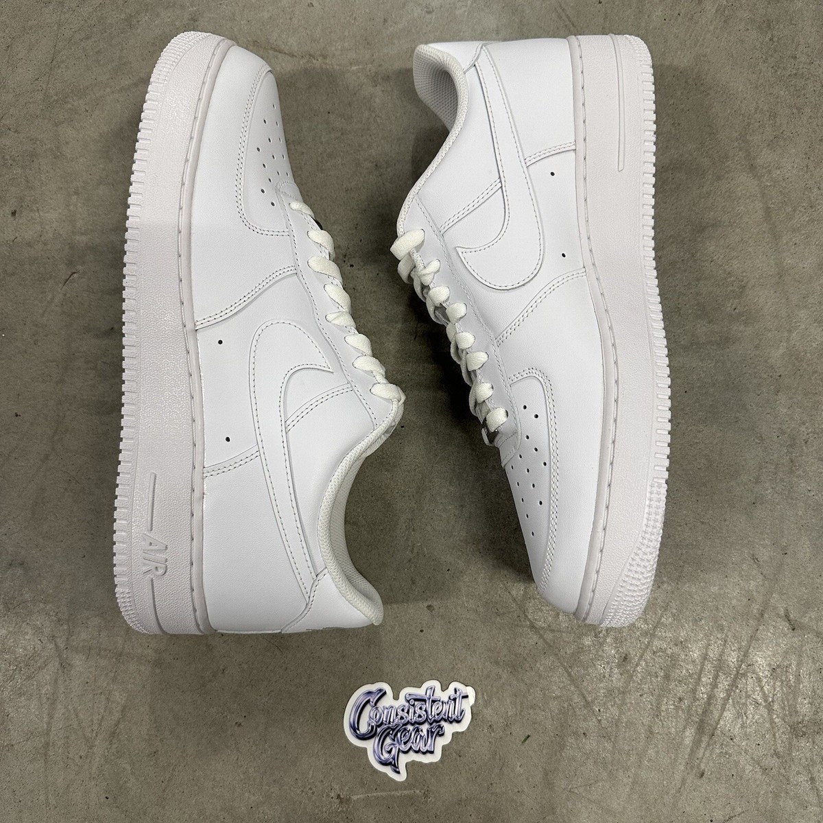 NIKE AIR FORCE1 WHITE 白 Amazon | [ナイキ] AIR FORCE 1 07 エアフォース1 WHITE/WHITE