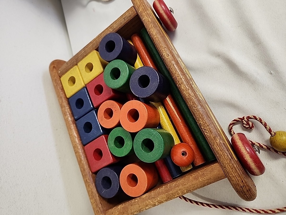 【1976USA vintage】Playskool おもちゃ　ワゴン　プルトイ VINTAGE Playskool Wooden Pull Toy Wagon Filled With Blocks & Rods