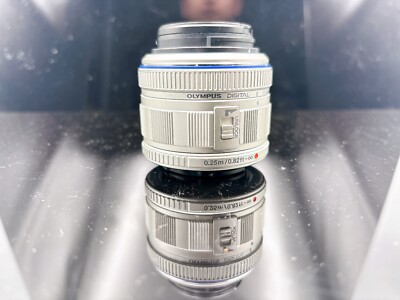 Olympus M.Zuiko II R MSC Silver Lens 0.25m/0.82ft Ø37 14-42mm 1