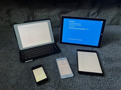 Lot of Tablets / Phones - Microsoft / Apple - Parts or Repair