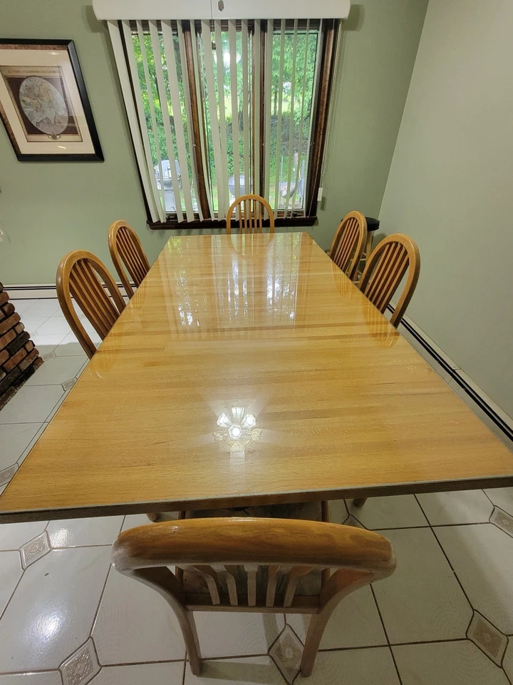 Красивый твердый дубовый стол мясника блок с 6 стульями включает стеклянный верх - Изображение 2 из 4