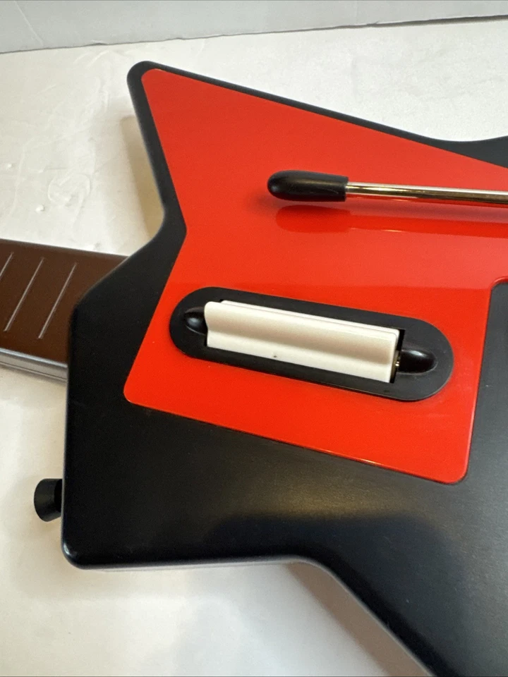 Guitarra Inalámbrica Guitar Hero Red Nyko Frontman - Playstation 2 -80592 - SIN DONGLE Foto 3 de 4