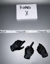 1/6 Scale Modern Gloved Hands