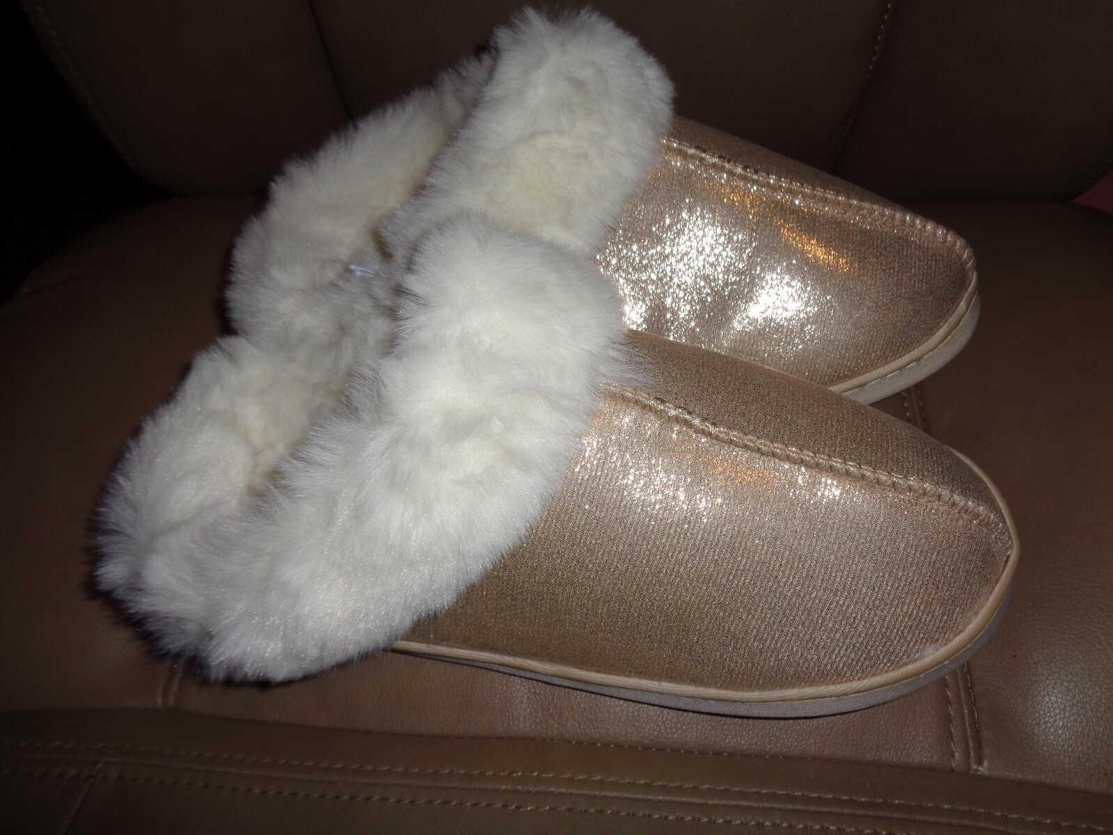 PANTOFOLA D’ORO LC Lauren Conrad pantofole da casa in pelliccia sintetica oro lucido taglia XXL 10 11