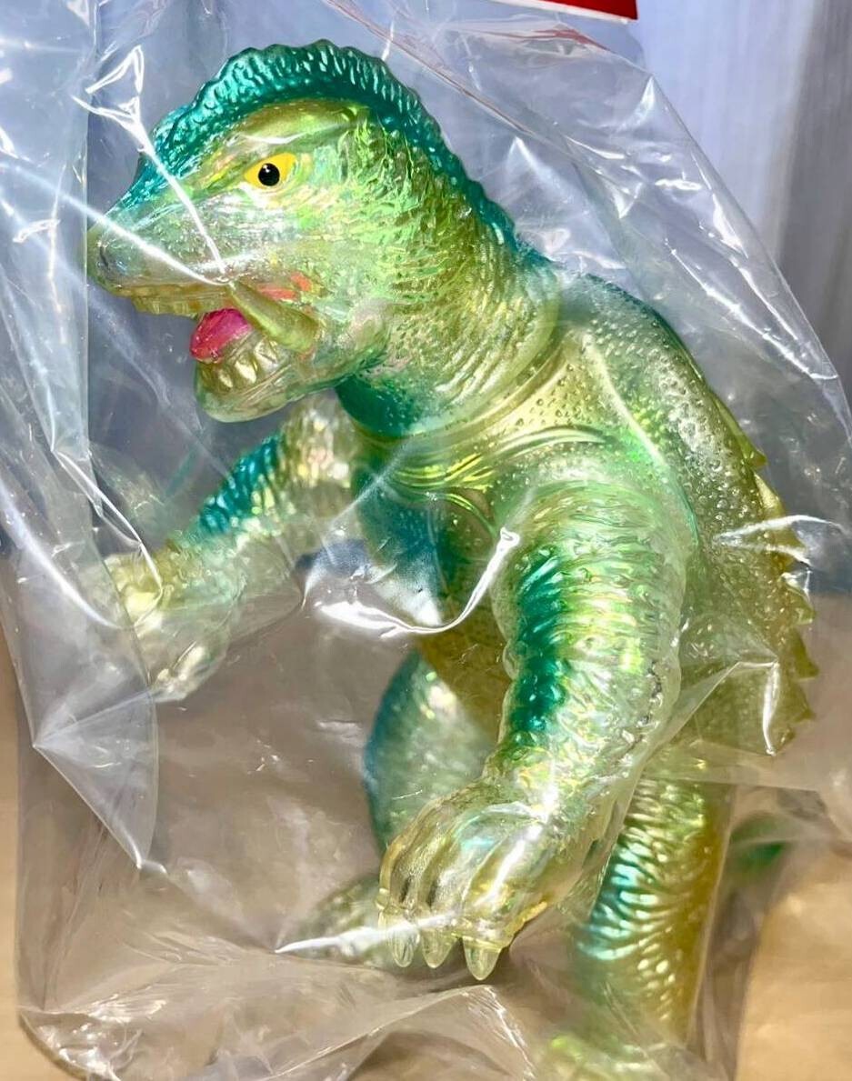 Gamera 1965 Marusan Aurora Green Color Ver. Yellow Eyes Gamera 1965 Marusan Aurora Green Color Ver. Yellow Eyes