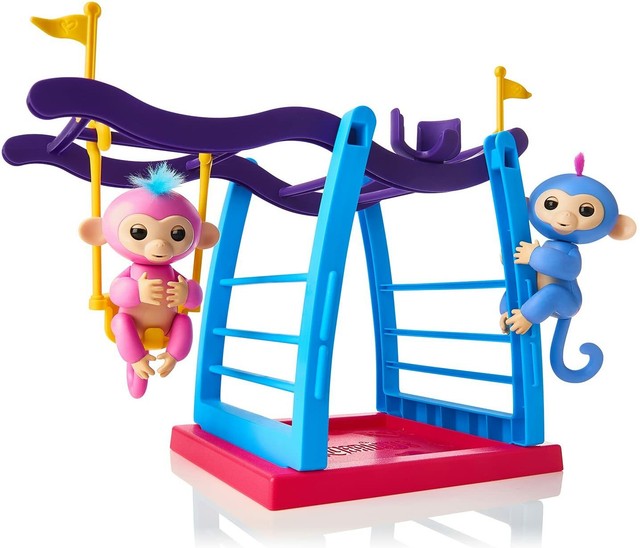 fingerlings playset with 2 monkeys
