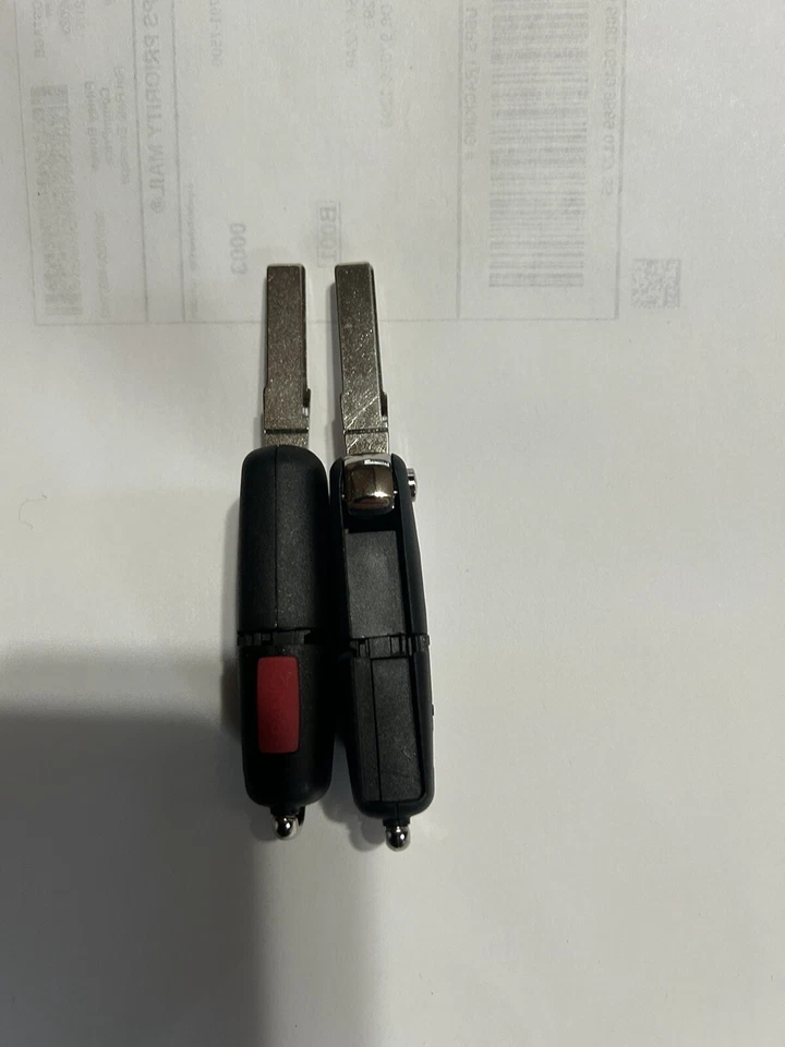 2002 - 2010 VW BEETLE CONVERSÍVEL CCM unidade 1C0 959 799G com 2 chaveiros - Imagem 4 de 4