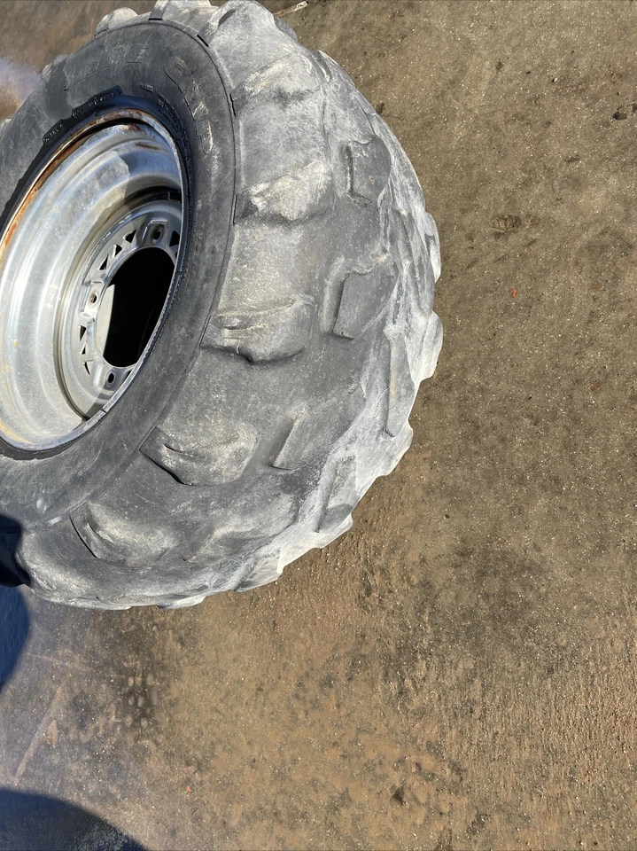 Neumático Goodyear AT25x11-12 agarre cuero crudo Foto 4 de 4