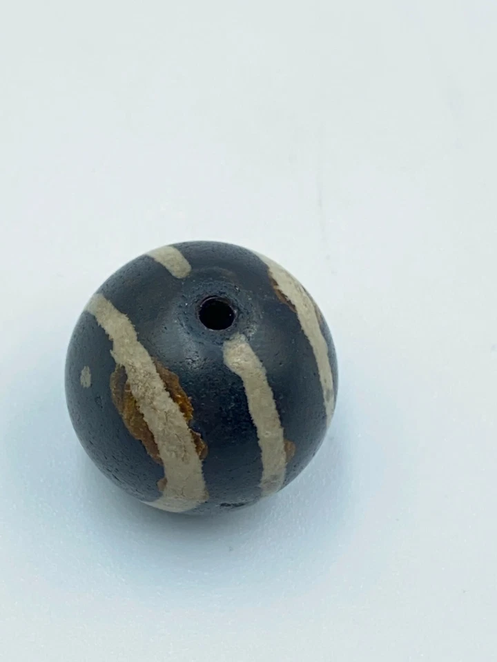 Pingente de contas amuleto antigo indo-himalaia ágata gravada Phum Dzi Pyu - Imagem 2 de 4