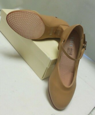  Character Shoes Ladies 1 1/2'' Bloch Broadway Lo S0379L Black or Tan 