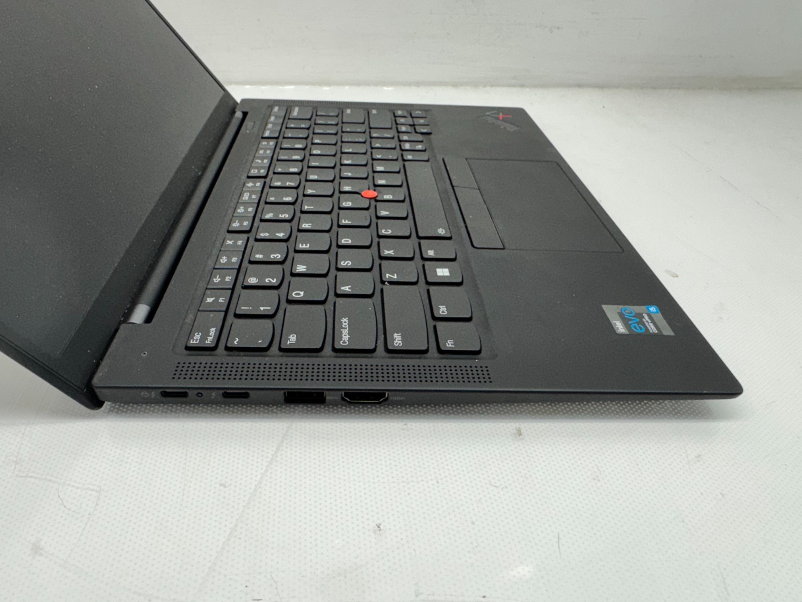 Lenovo ThinkPad X1, 14-Inch Laptop, with i5-1145G7, Windows 11 Home