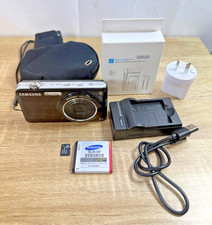 Samsung DualView ST600 14.2MP Digital Camera Working READ Faulty Screen Bundle