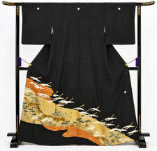 Japanese Black Tomesode Kimono Silk Traditional Gold Detail Vintage Japan