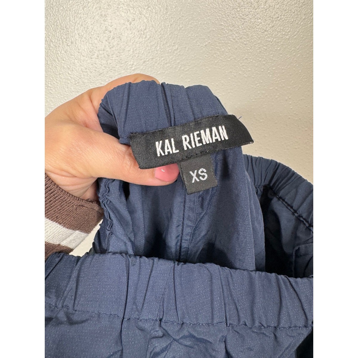 Kal Rieman Split Hem Capri Navy Size Xsmall View 5