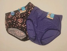 Lot Of 2 Vanity Fair Illumination Brief Silky Soft Stretch Fabric Size 7 NWT