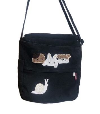 Comely Paris Korean style  black canvas bag with animal patches 