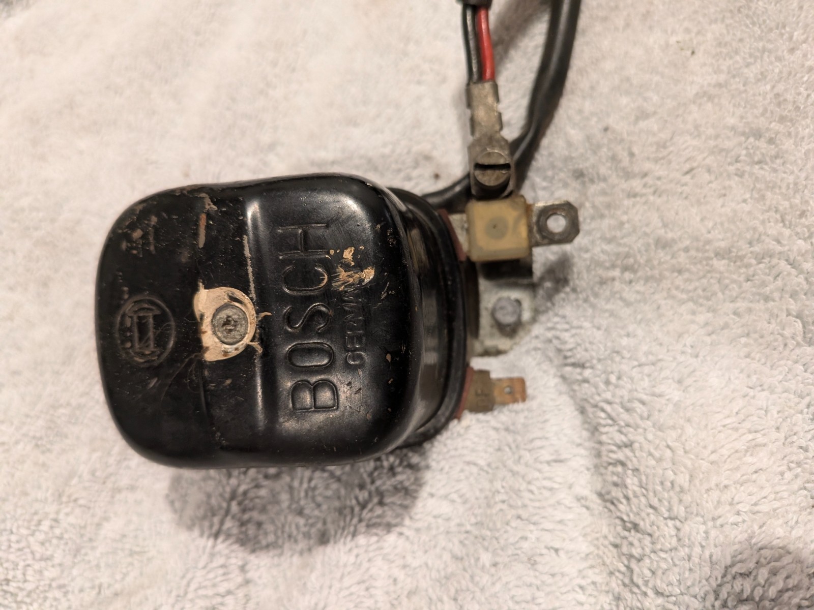 BOSCH 12V VOLTAGE REGULATOR PORSCHE 356 - Used in working condition