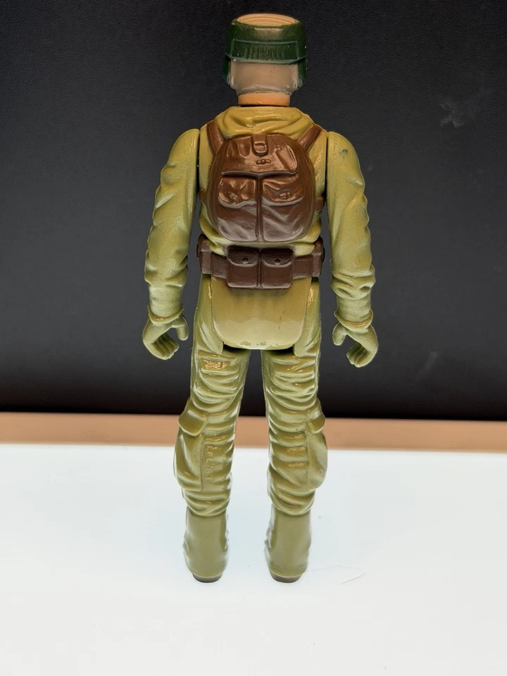 Vintage Kenner Star Wars Rebel Commando Figure LFL83- Some Wear No Weapon - Image 3 of 4