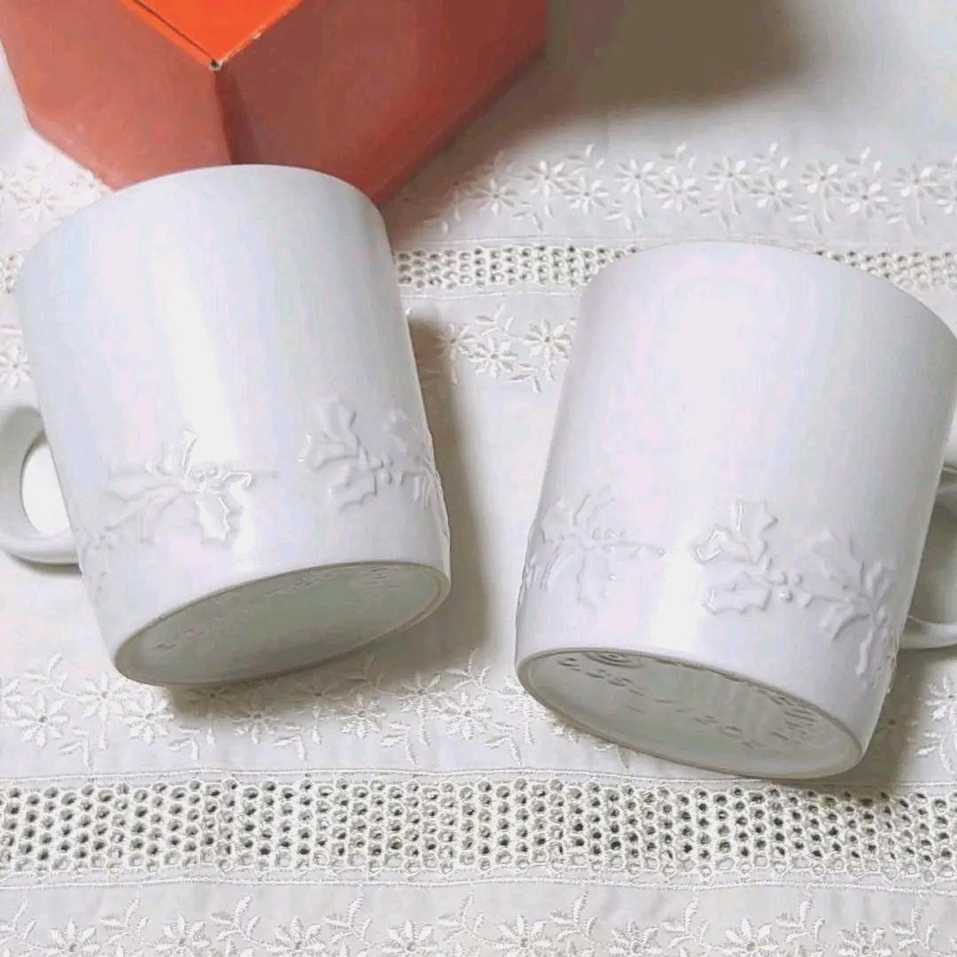 Le Creuset Xmas Mag Holy Relief eBay