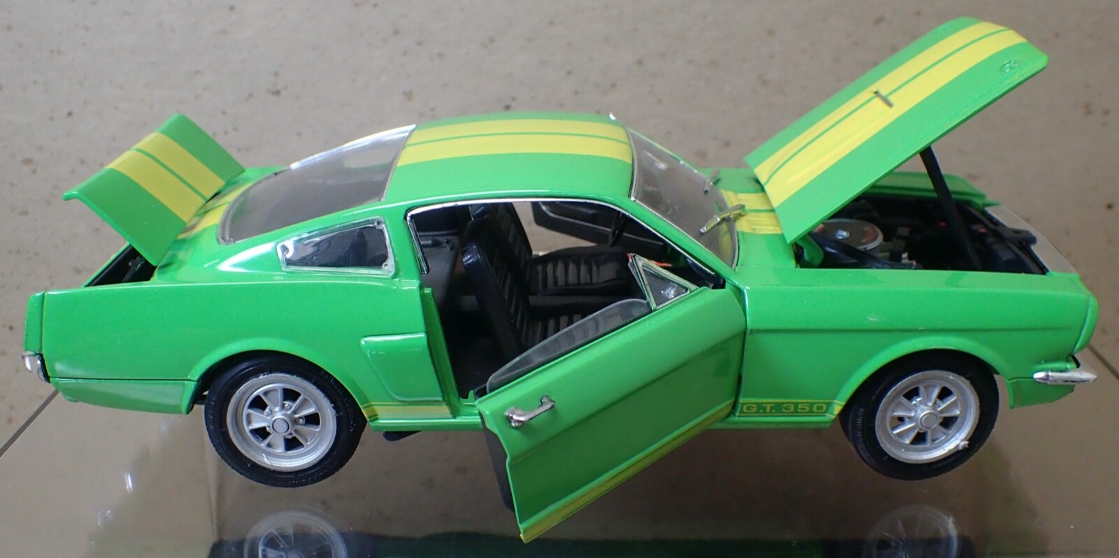 Picture 8 of 24