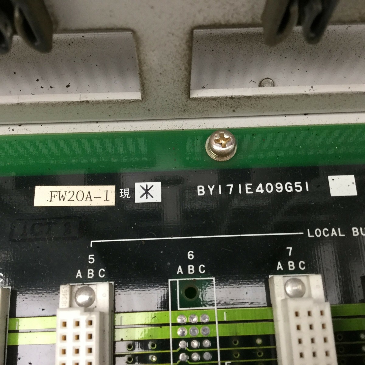 Mitsubishi UF20A-1 MELDAS-W4A Control Unit Rack For DWC-110C Mitsubishi UF20A-1 MELDAS-W4A Control Unit Rack For DWC-110C