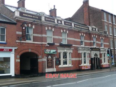 FOTO MACCLESFIELD DAS KÖNIGINNENHOTEL SUNDERLAND STREET MACCLESFIELD. HOLTS PUB B