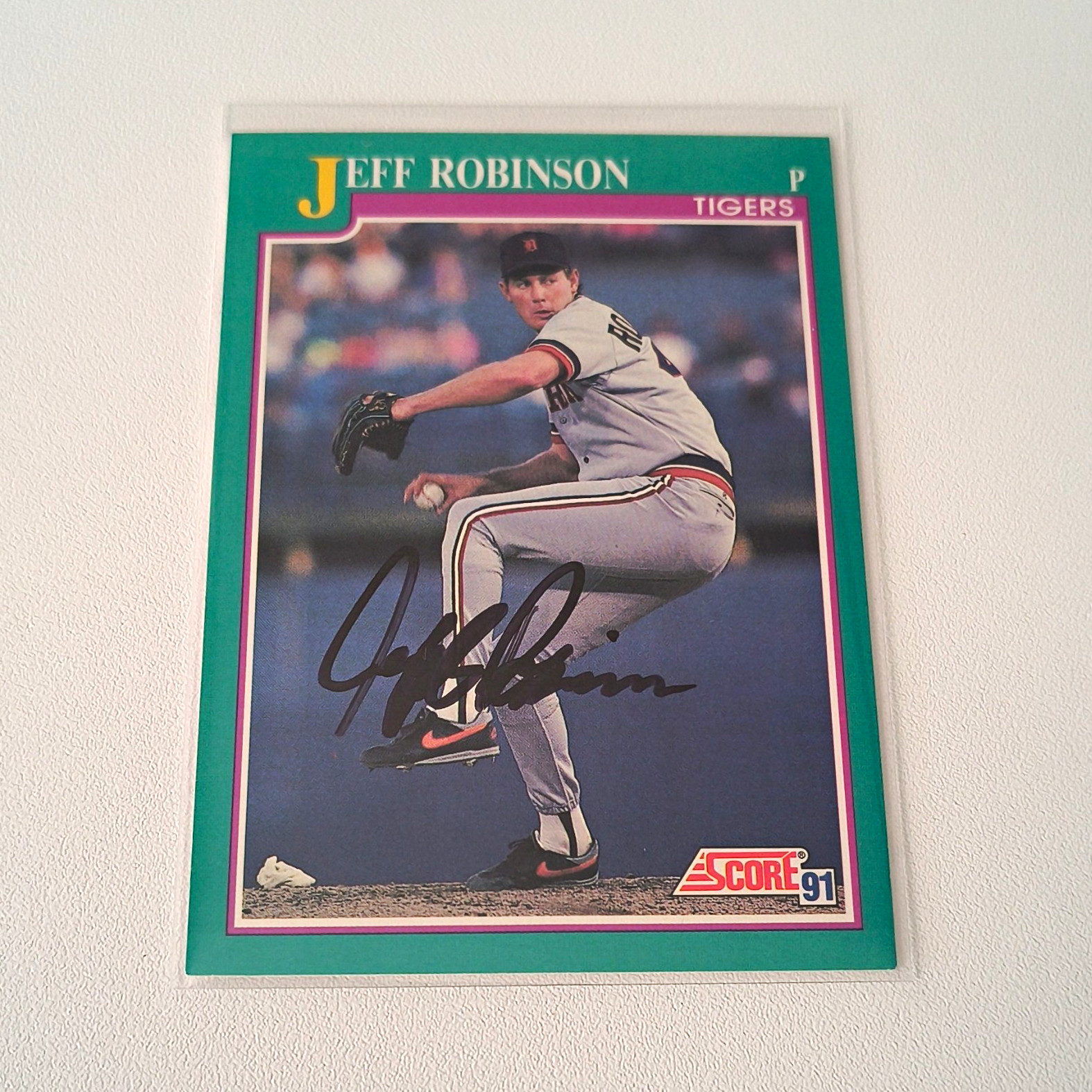 SCORE 1991 Score Jeff Robinson #129 Detroit Tigers MLB Baseball Autographed Card