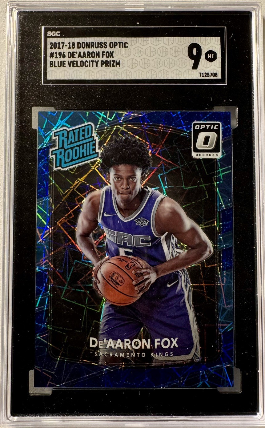 2017-18 Panini Donruss Optic Rated Rookie De'Aaron Fox #196 Blue Velocity SGC 9