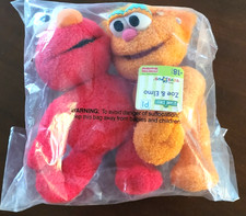 Fisher-Price Sesame Stree Elmo  Zoe Plush Toys R Us Exclusive-New Sealed
