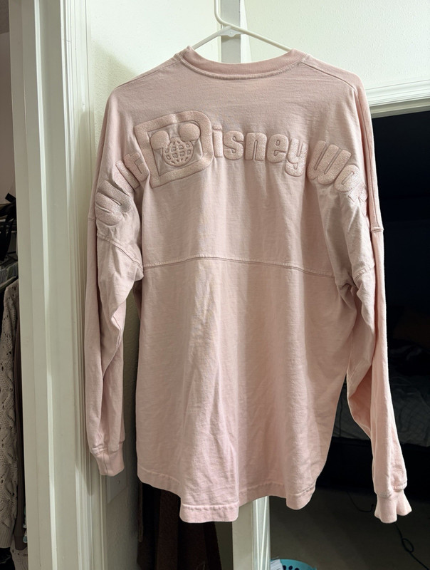 Disney Women’s S Pink Solid Crew Neck Long Sleeve Pullover T-Shirt Embroidered