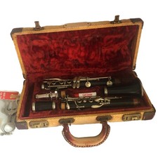 Vintage Bundy Clarinet by H A Selmer Inc. w/ All Contents Original Case