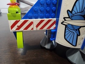 LEGO Disney Pixar Toy Story #7593 Buzz's Star Command Spaceship