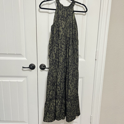 knee length dresses for ladies Green Leopard Print Maxi Off Shoulder Dress With Leg Split – Stylenchic main image 1