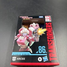 Hasbro Transformers Studio Series 86 - 16 Arcee NEW SEALED