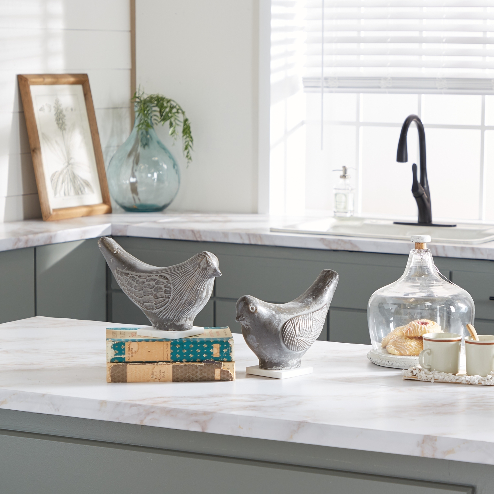 Ceramic Coastal Sculpture Bird (Set of 2) 5 x 18 x 9 Brown 5 x 18 x 9