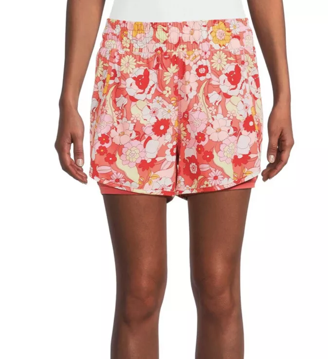Avia shorts with zipper hotsell pockets