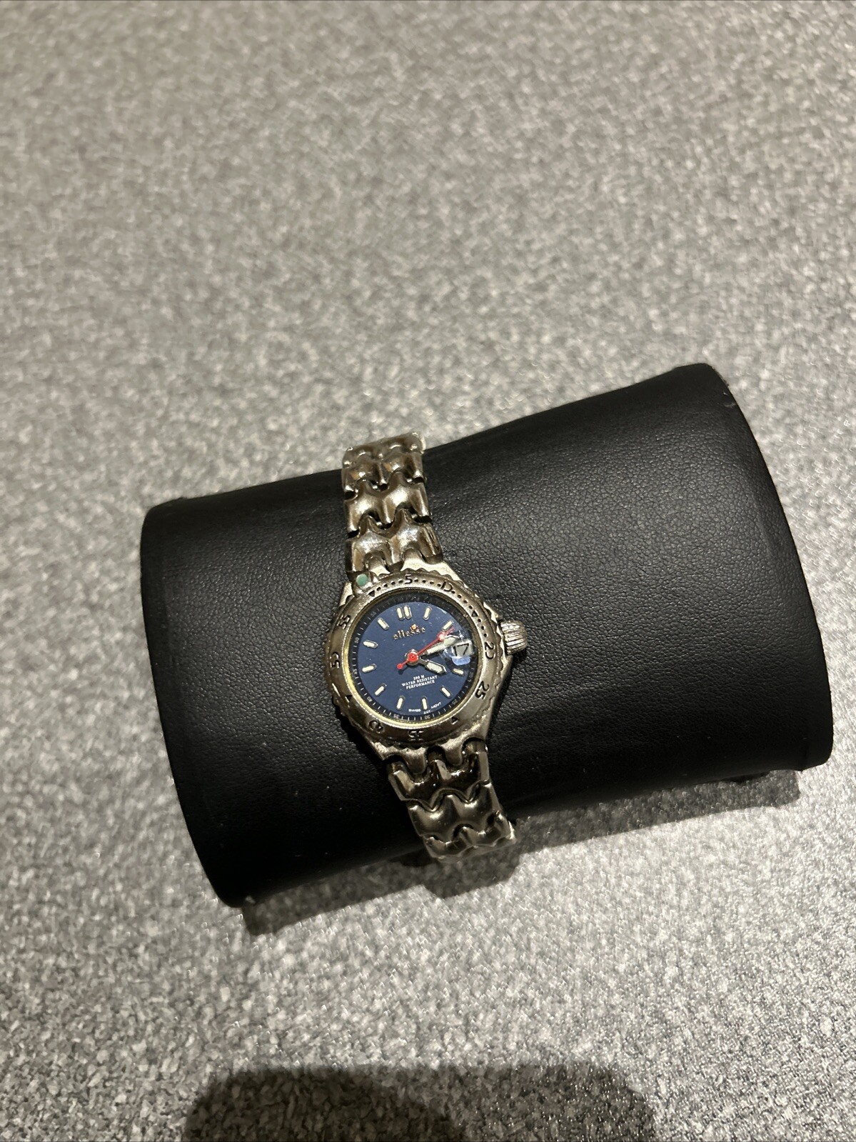 Picture 1 of 8