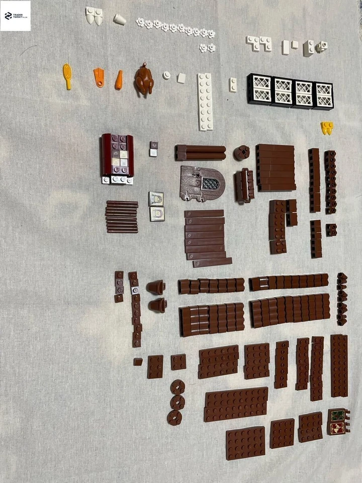 LEGO Castle Fantasy Era Medieval Market Village 10193 In 2009 Used W/Manuals - Image 4 of 4