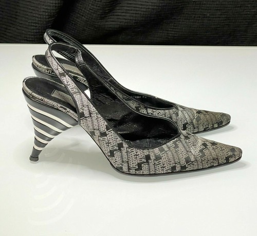 Karl Lagerfeld Black \u0026 White Monograma Vintage Hecho En Francia Bombas  Tacones de coma 7 | eBay