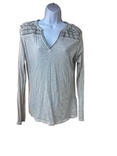 KÜHL Evie Women’s Long Sleeve Top Gray Embroidered Split V Neck Slub Knit Large
