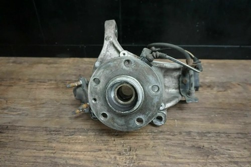 Radlagergehäuse vorne links VW Passat 3C Achsschenkel VR 3C0407257G