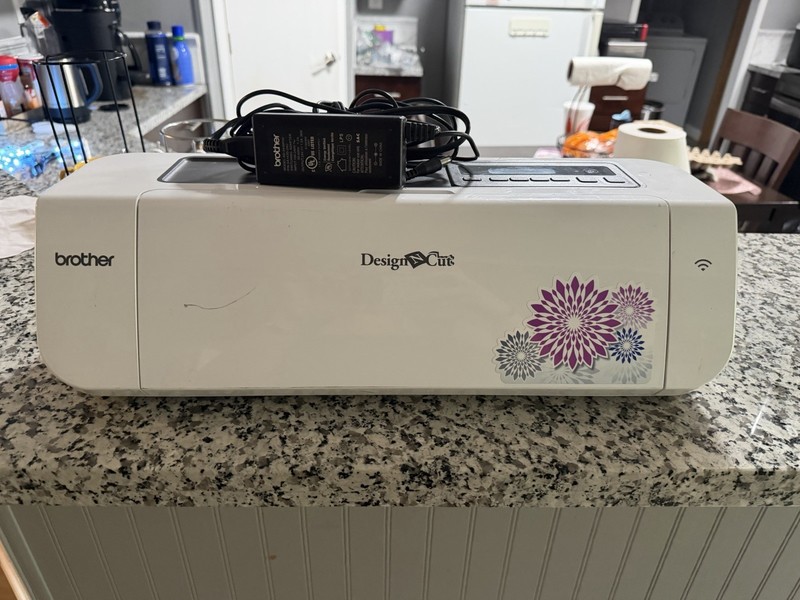 Brother DesignNCut DC200 Electronic Cutting Machine w/ Power Adapter – Tested