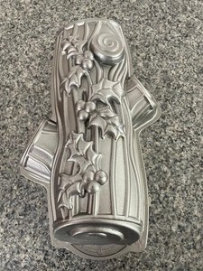 Nordic Ware Christmas Yule Log/Buche de Noel Cake Pan ~ EUC