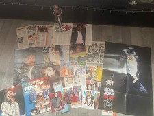 MICHAEL JACKSON large collection of Magazine Cuttings