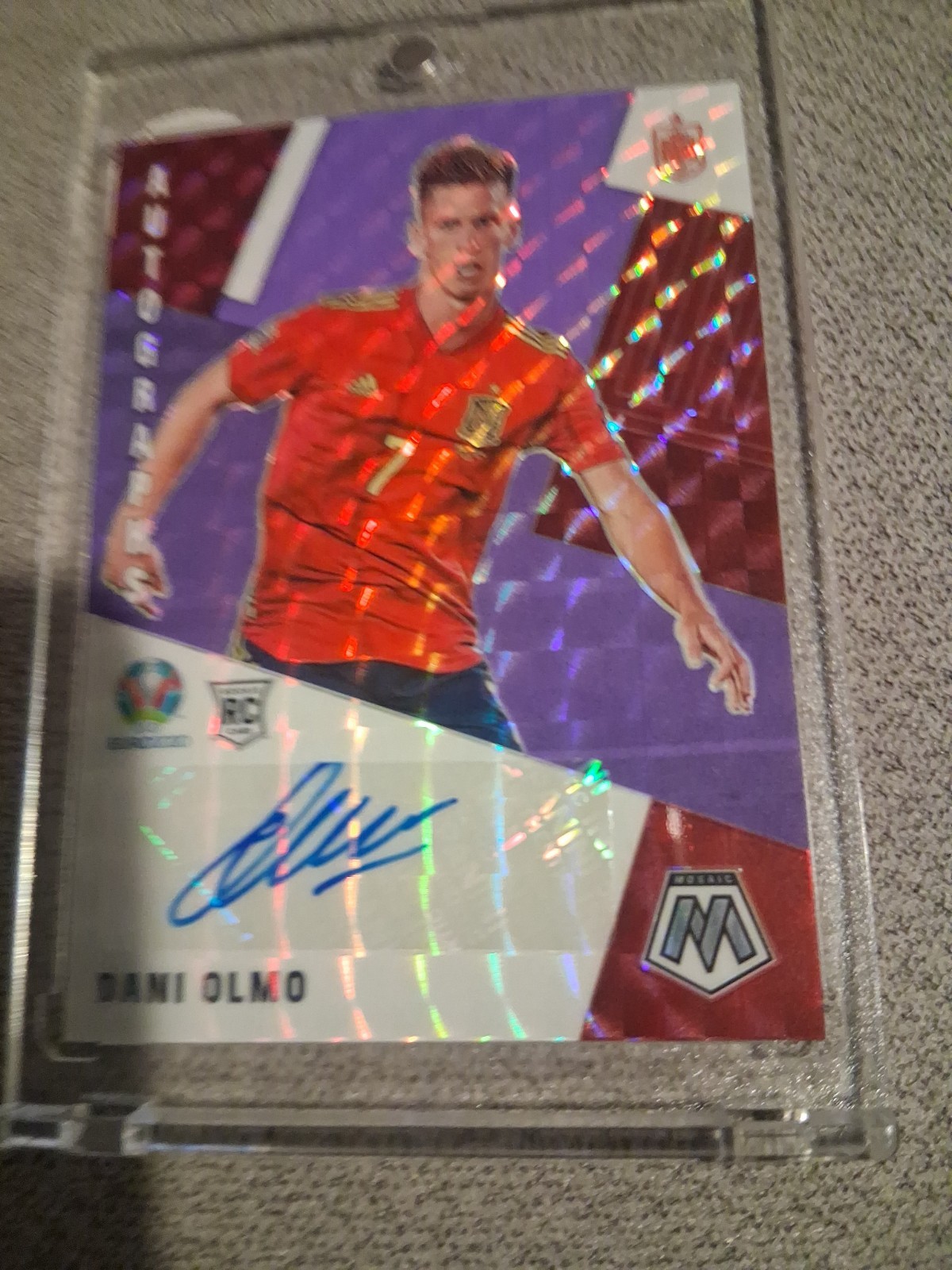 2020-21 Panini Mosaic Dani Olmo Autographs Rookie Auto  #/25 SPAIN view 3