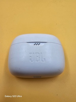 Original JBL Tune Beam Wireless Bluetooth NUR Ladecase Case Weiß