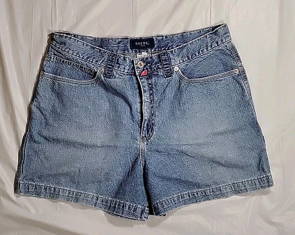 Pantalones Cortos De Colección Guess Para Mujer 32 Pantalones de mezclilla Azul Claro Hechos en EE. UU. Estilo # 1191R Foto 2 de 4