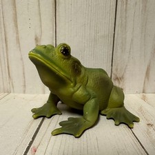 Bullyland Frog Figure Green Spotted Eyes 3 Inch