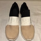 Foto 1 di 7